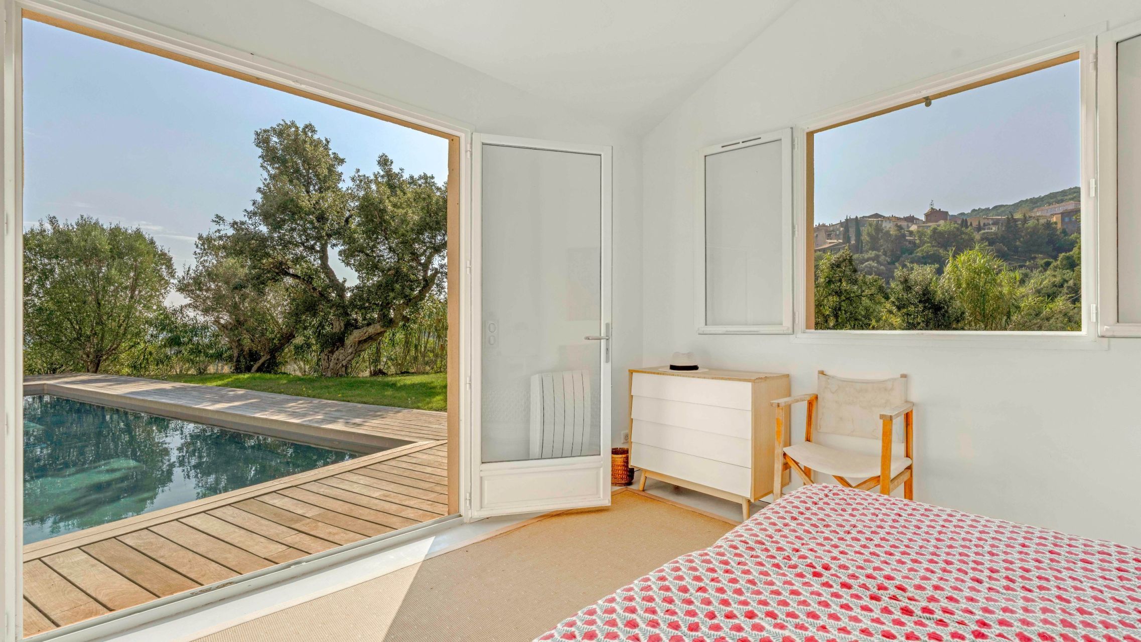 bastide 8 Rooms for sale on RAMATUELLE (83350)