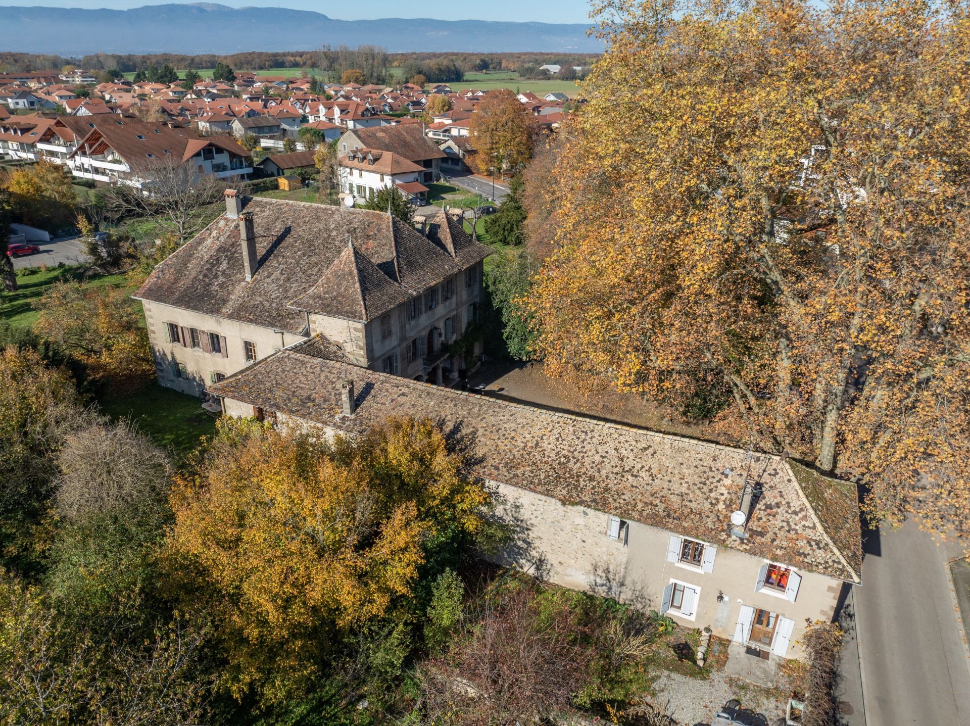 maison de luxe 15 Pièces en vente sur DOUVAINE (74140)
