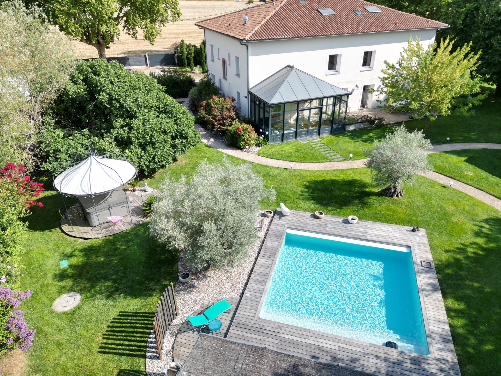 luxury house 15 Rooms for sale on COUFOULEUX (81800)