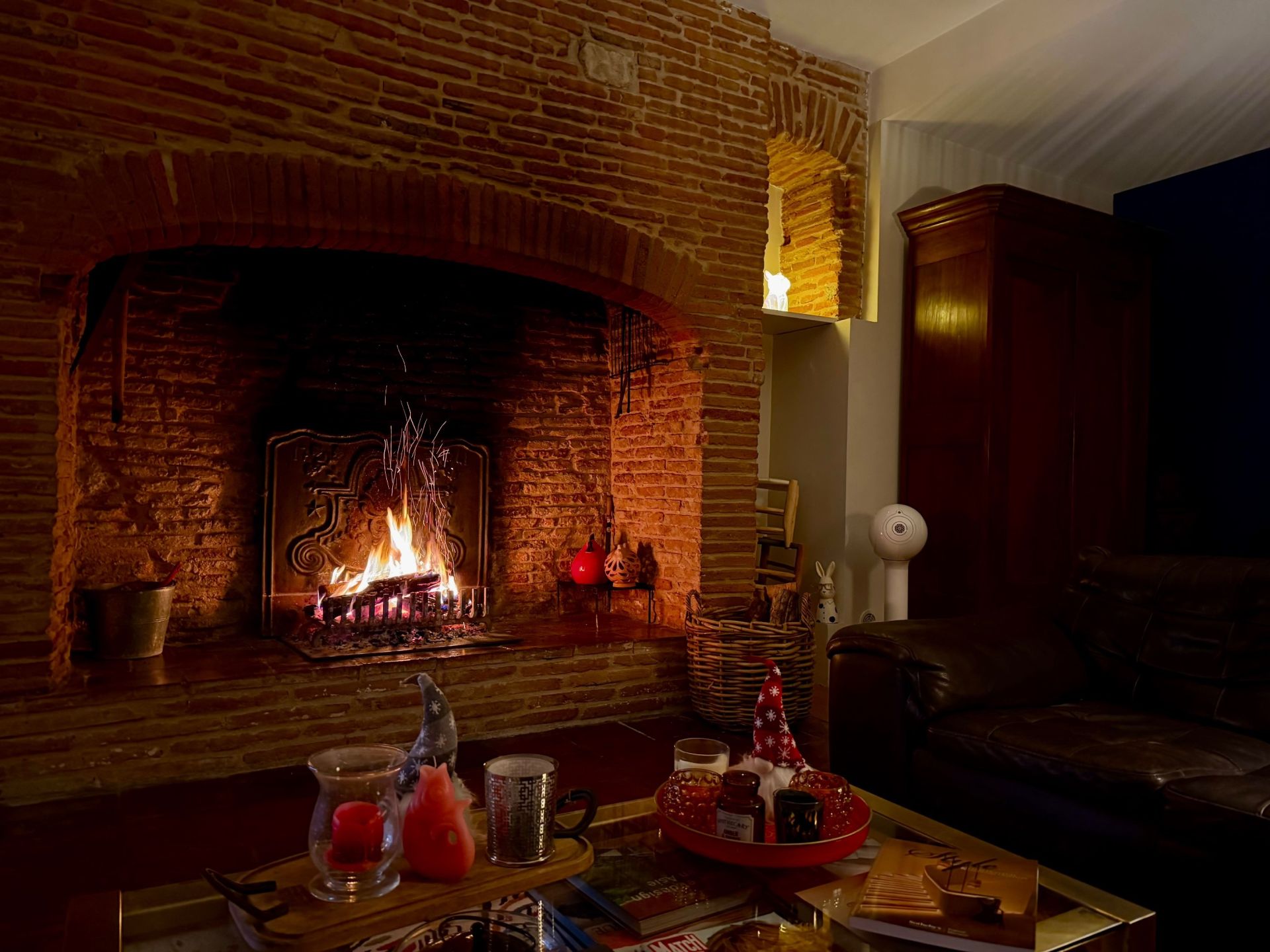 luxury house 5 Rooms for sale on VERFEIL (31590)