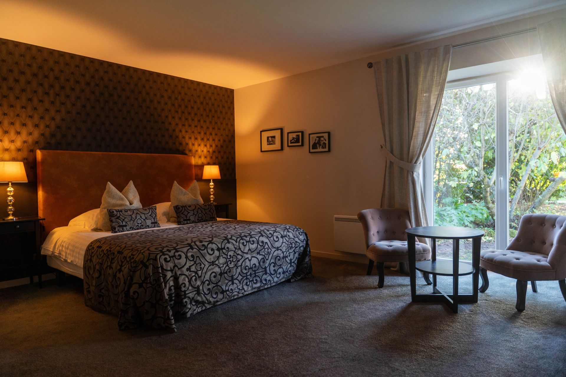 luxury house 12 Rooms for sale on MEURSAC (17120)