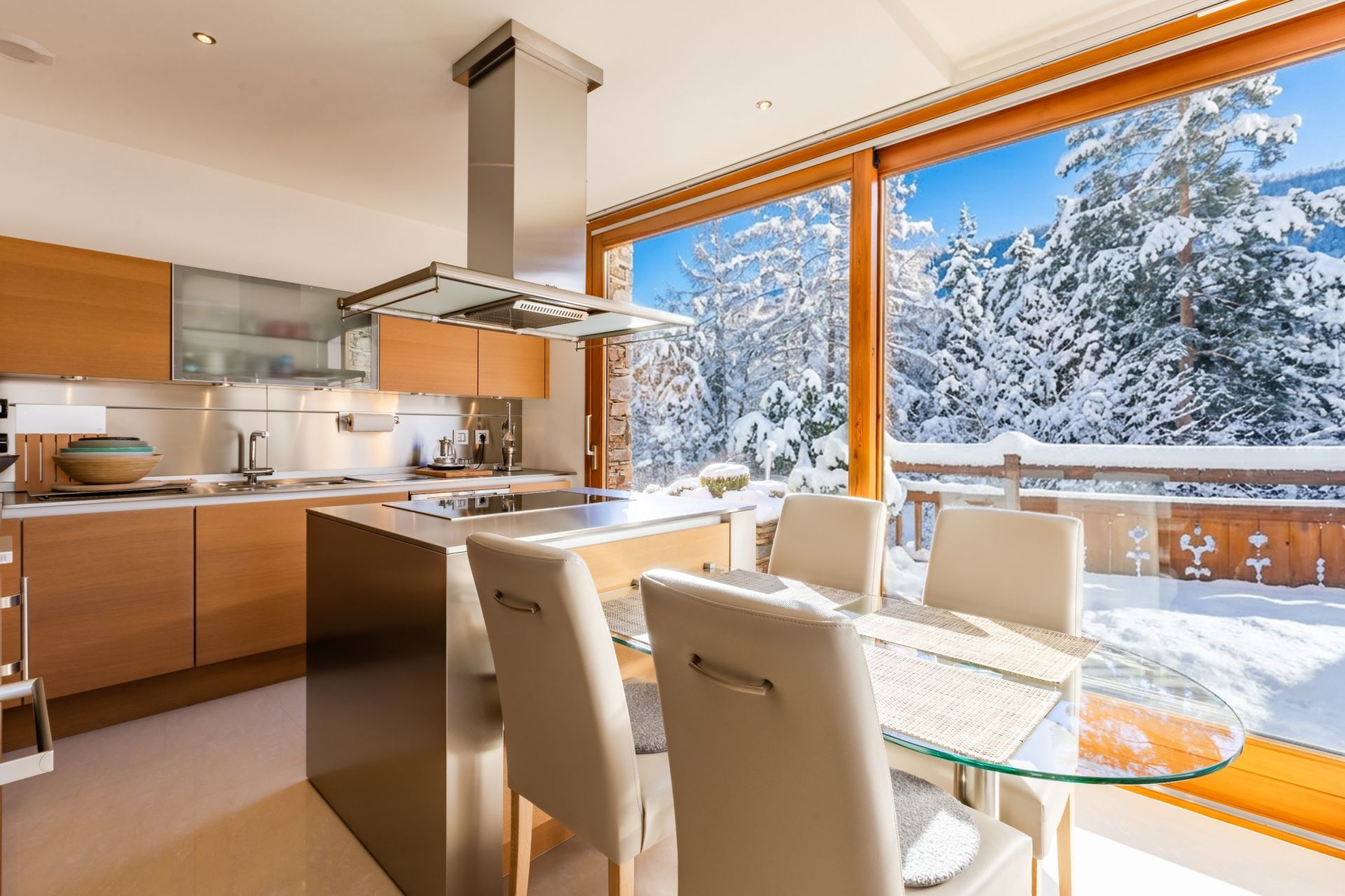 chalet de luxe 8 Pièces en vente sur LA SALLE LES ALPES (05240)