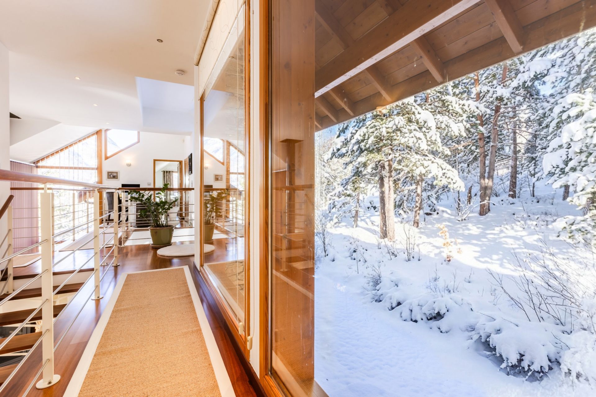 chalet de luxe 8 Pièces en vente sur LA SALLE LES ALPES (05240)