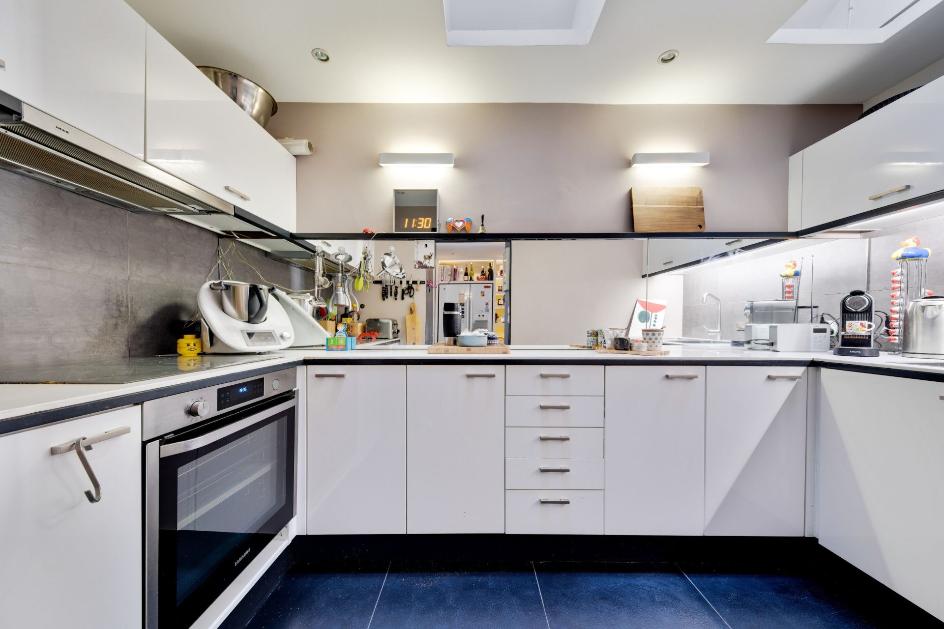 luxury apartment 5 Rooms for sale on Paris (75001)