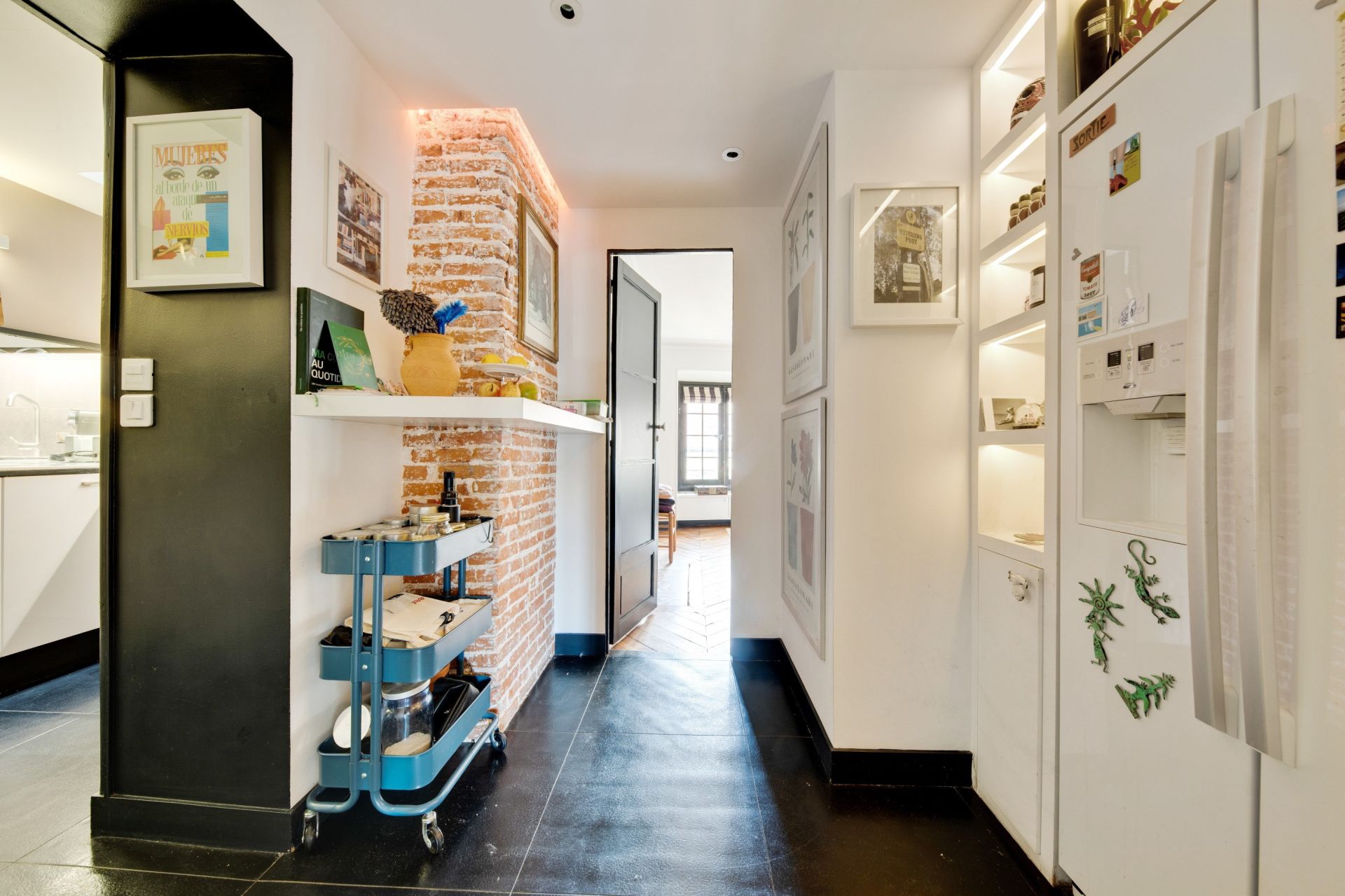 luxury apartment 5 Rooms for sale on Paris (75001)