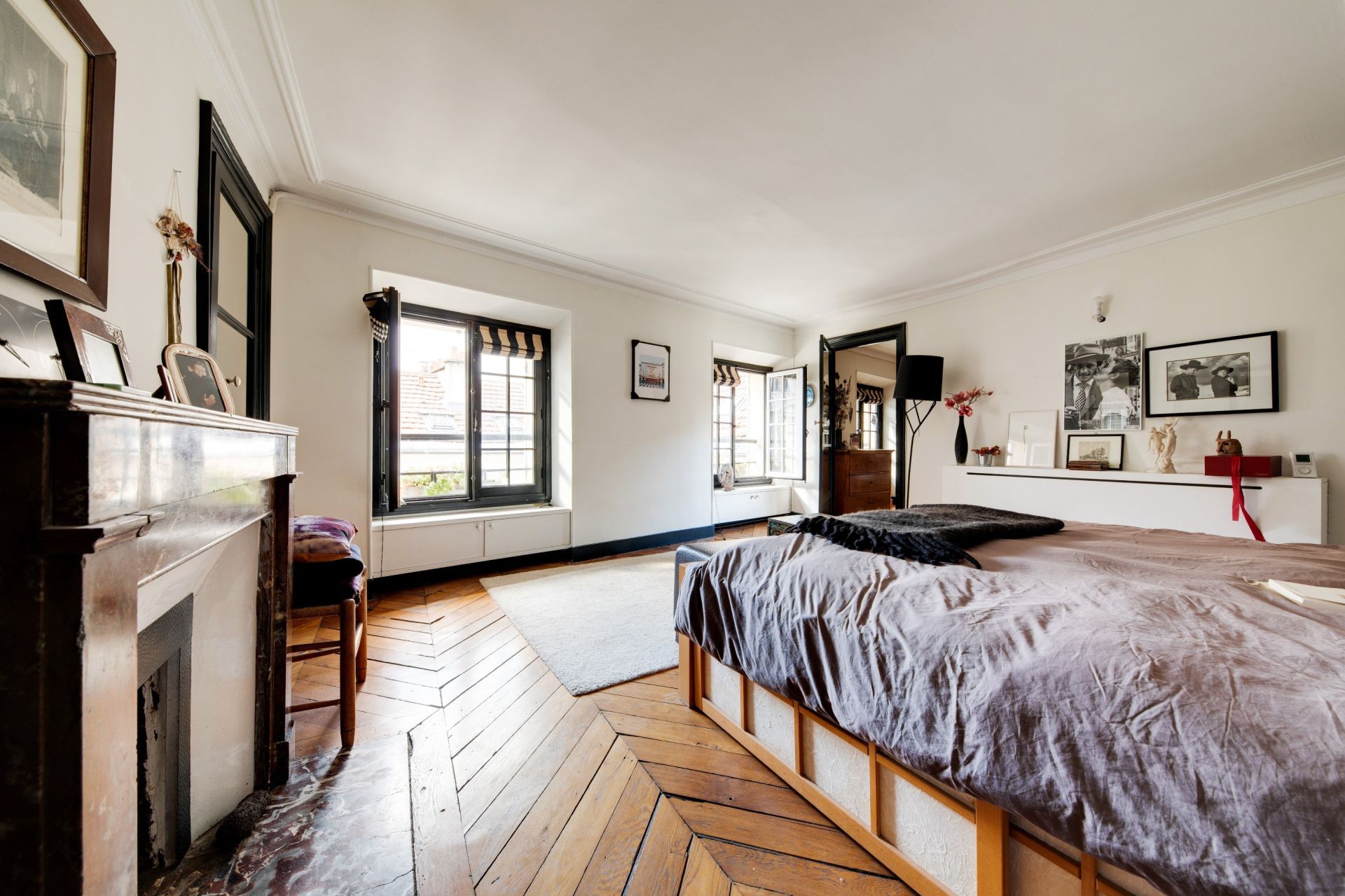 luxury apartment 5 Rooms for sale on Paris (75001)