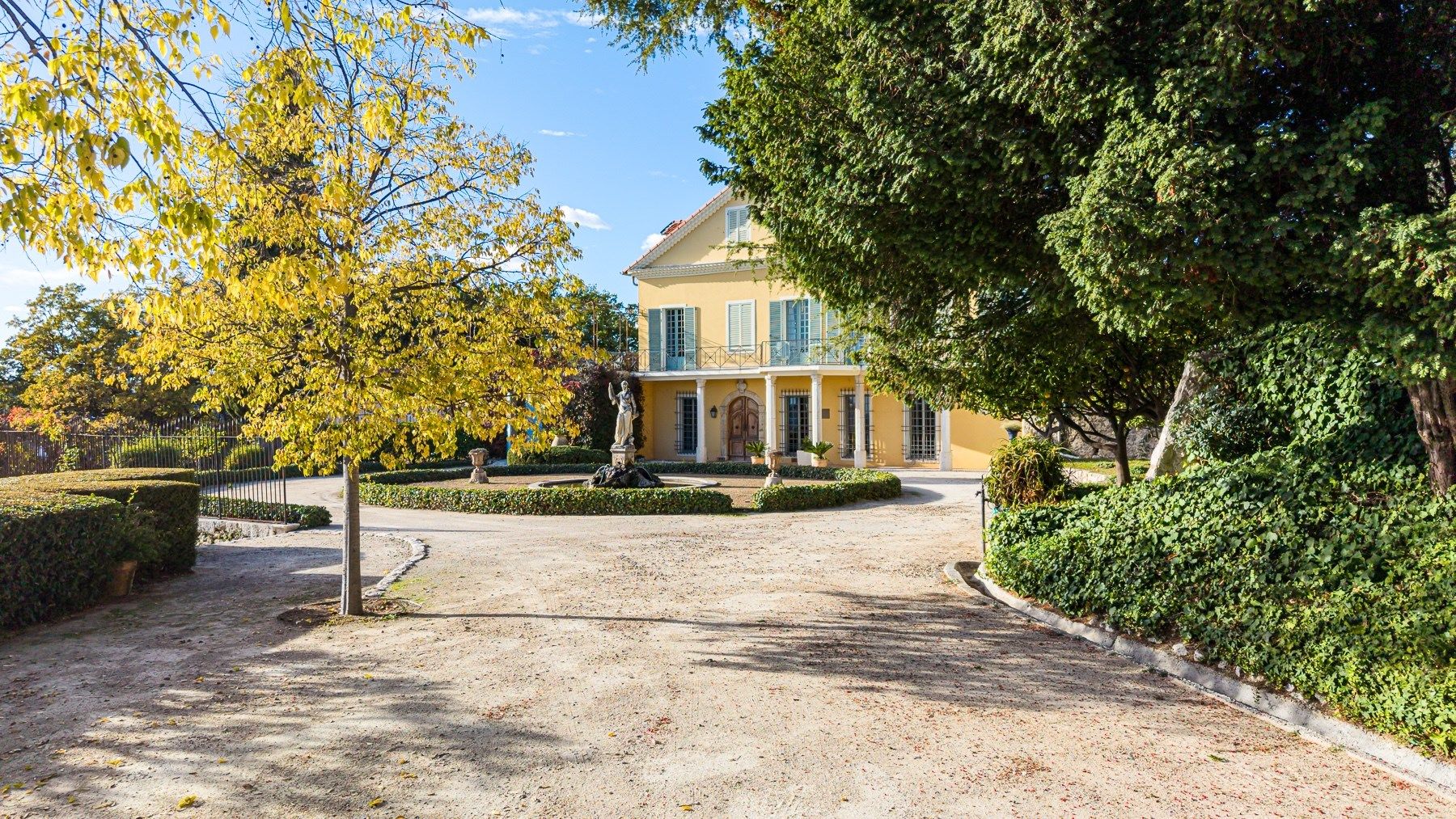 maison de maître 30 Pièces en vente sur NICE (06000)