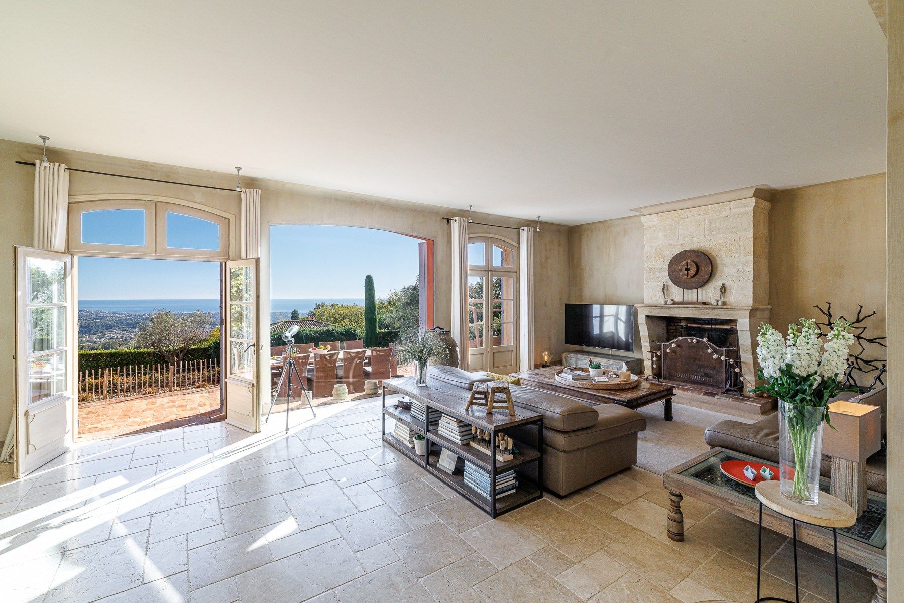 bastide 7 Rooms for sale on VENCE (06140)