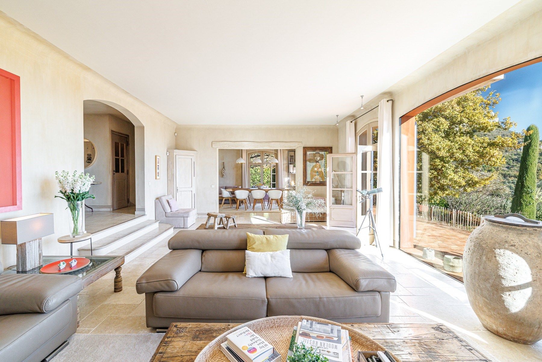 bastide 7 Rooms for sale on VENCE (06140)