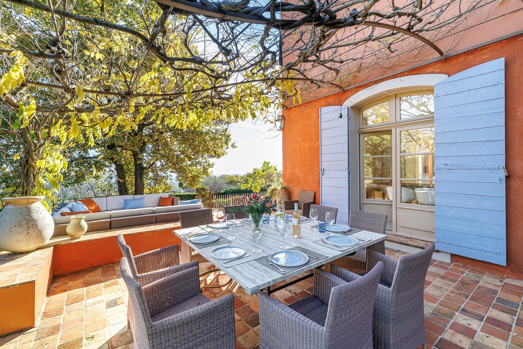 bastide 7 Rooms for sale on VENCE (06140)