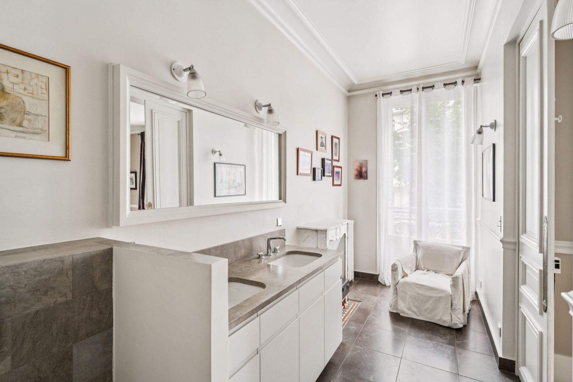 luxury house 9 Rooms for sale on NEUILLY SUR SEINE (92200)