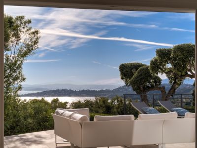 Sale Luxury villa Les Issambres 8 Rooms 175 m²