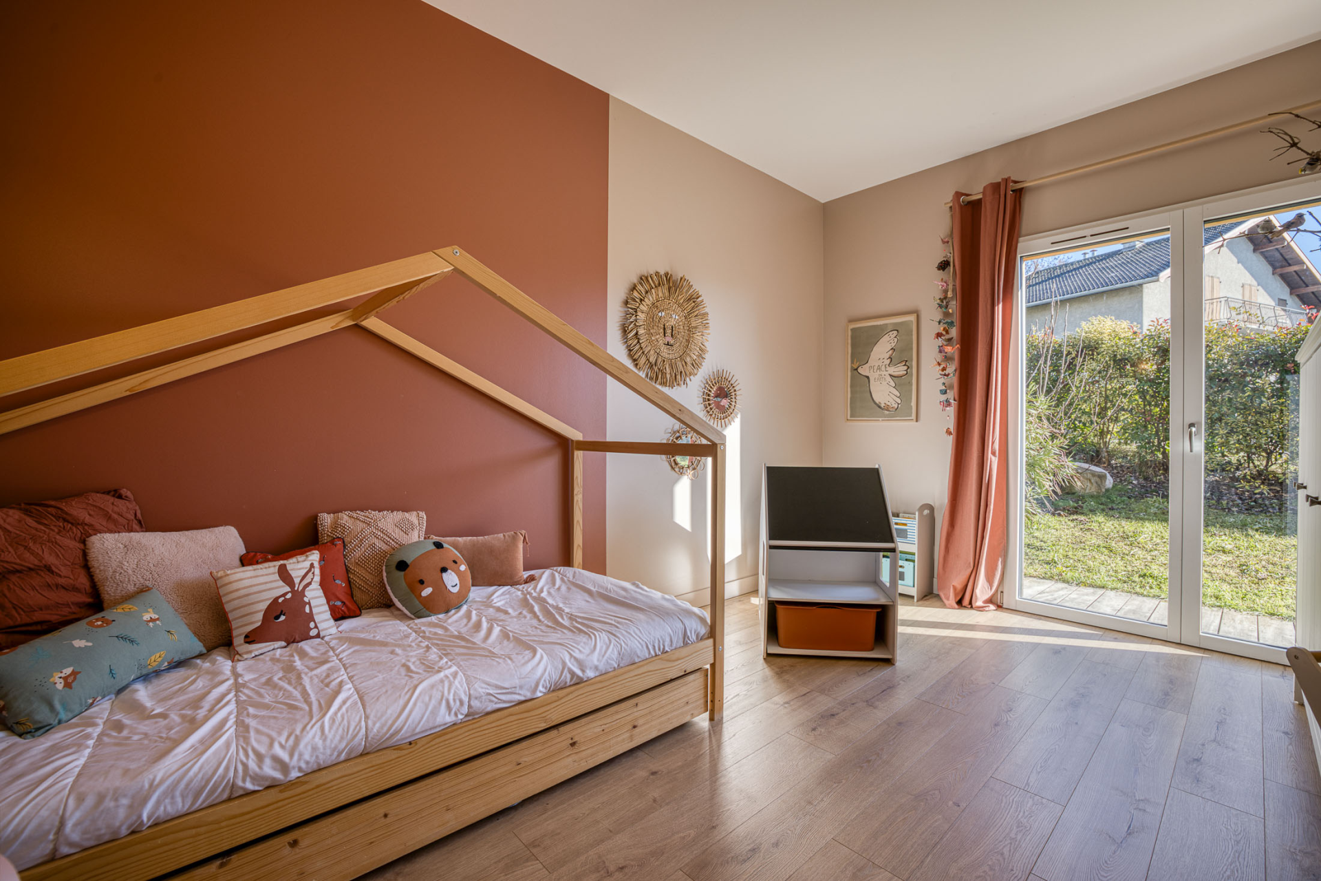 luxury house 7 Rooms for sale on ANNECY (74940)