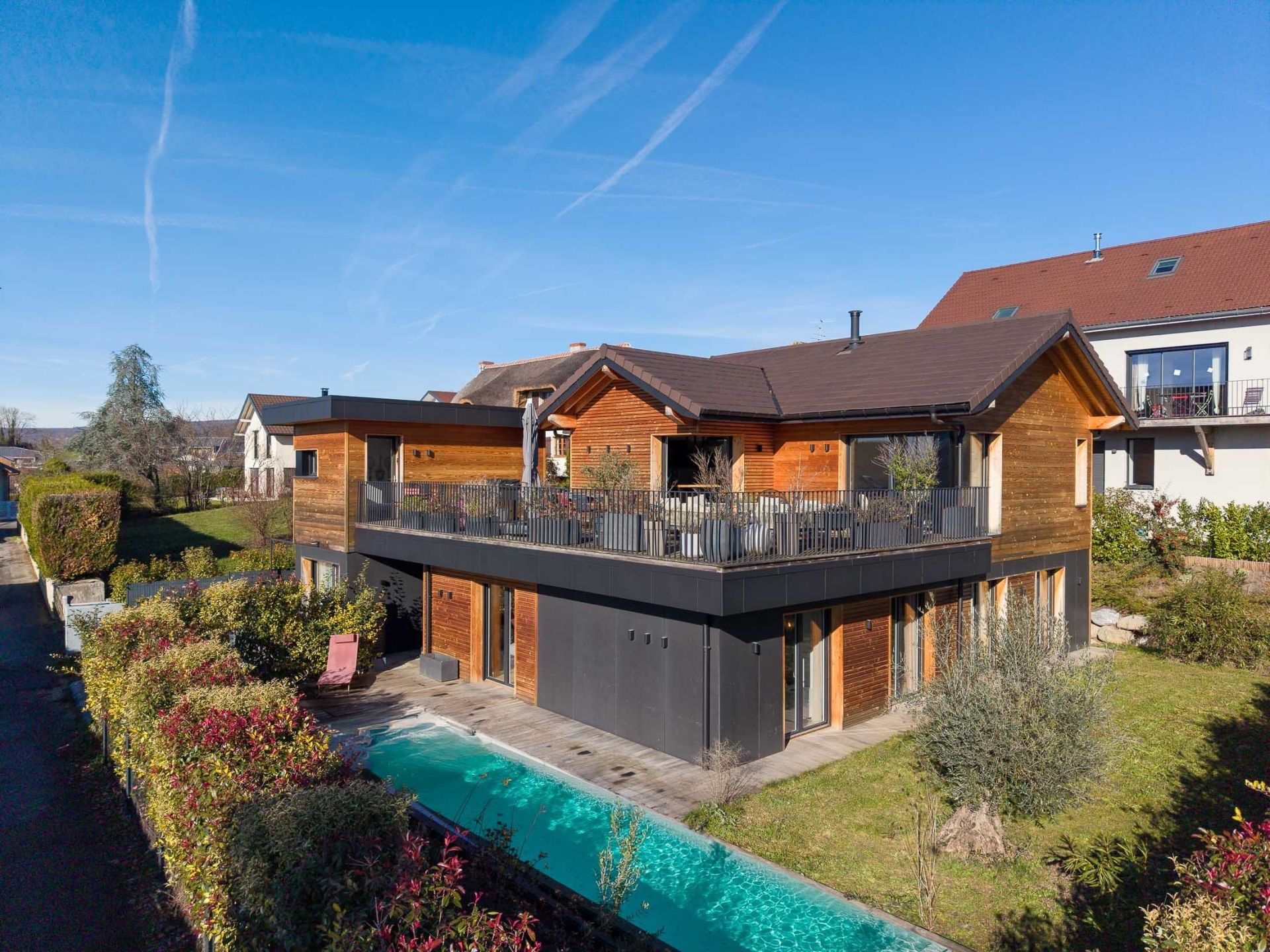 luxury house 7 Rooms for sale on ANNECY (74940)