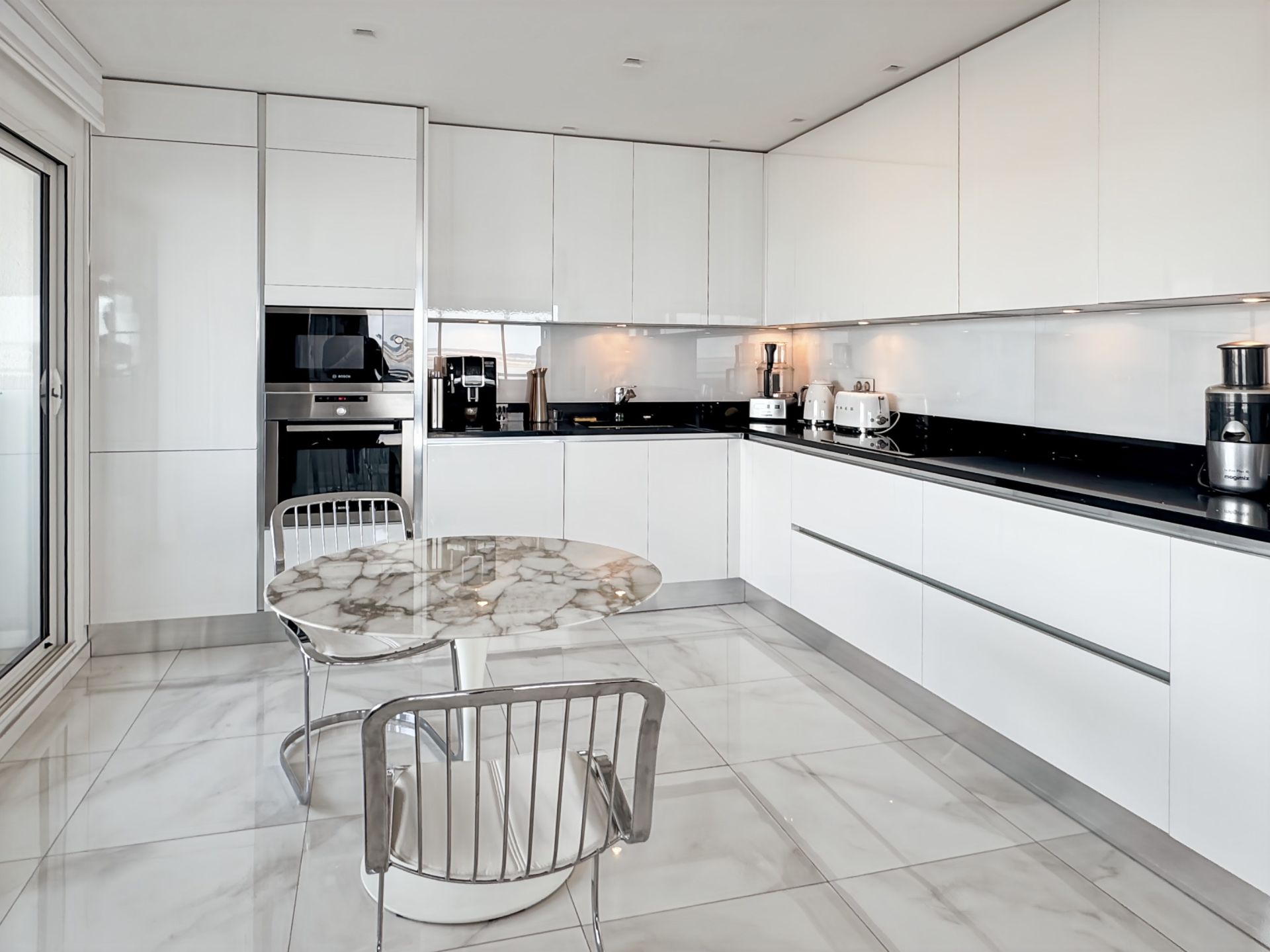 luxury apartment 3 Rooms for sale on ARCACHON (33120)