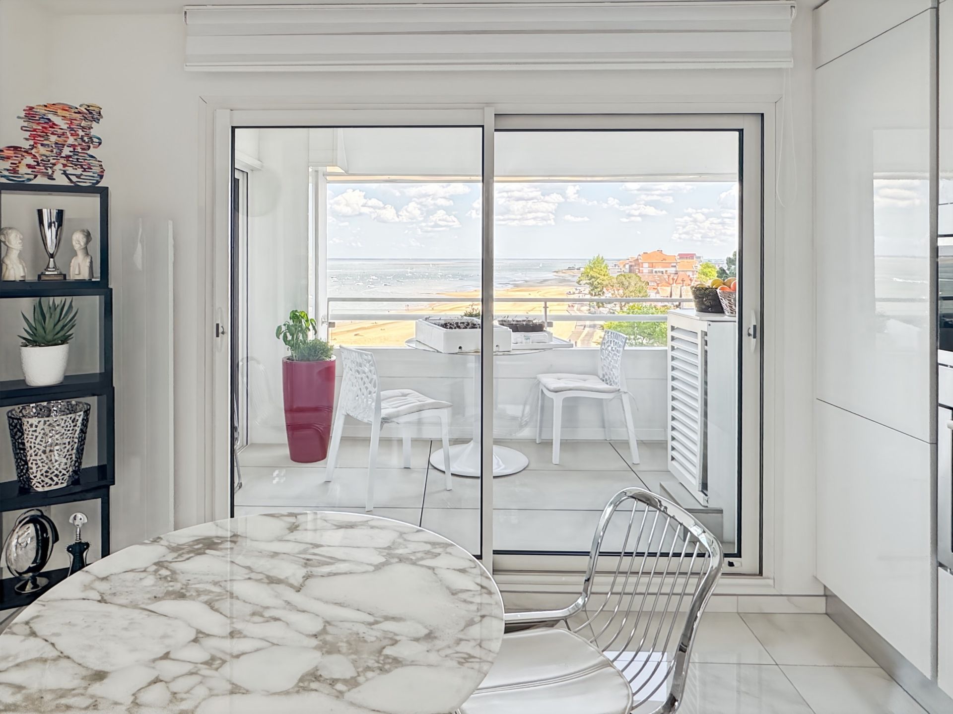 luxury apartment 3 Rooms for sale on ARCACHON (33120)