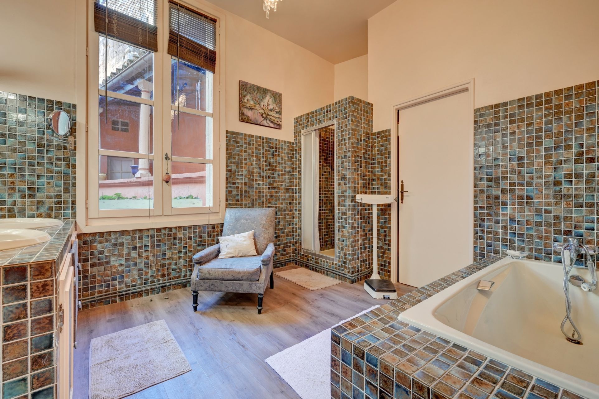 hôtel particulier 10 Pièces en vente sur ARLES (13200)