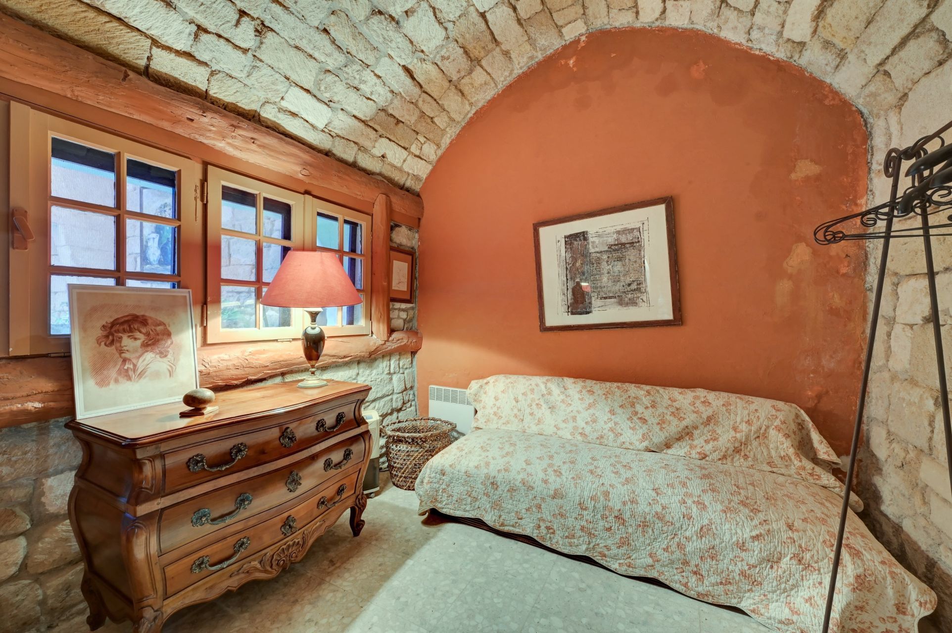 hôtel particulier 10 Pièces en vente sur ARLES (13200)