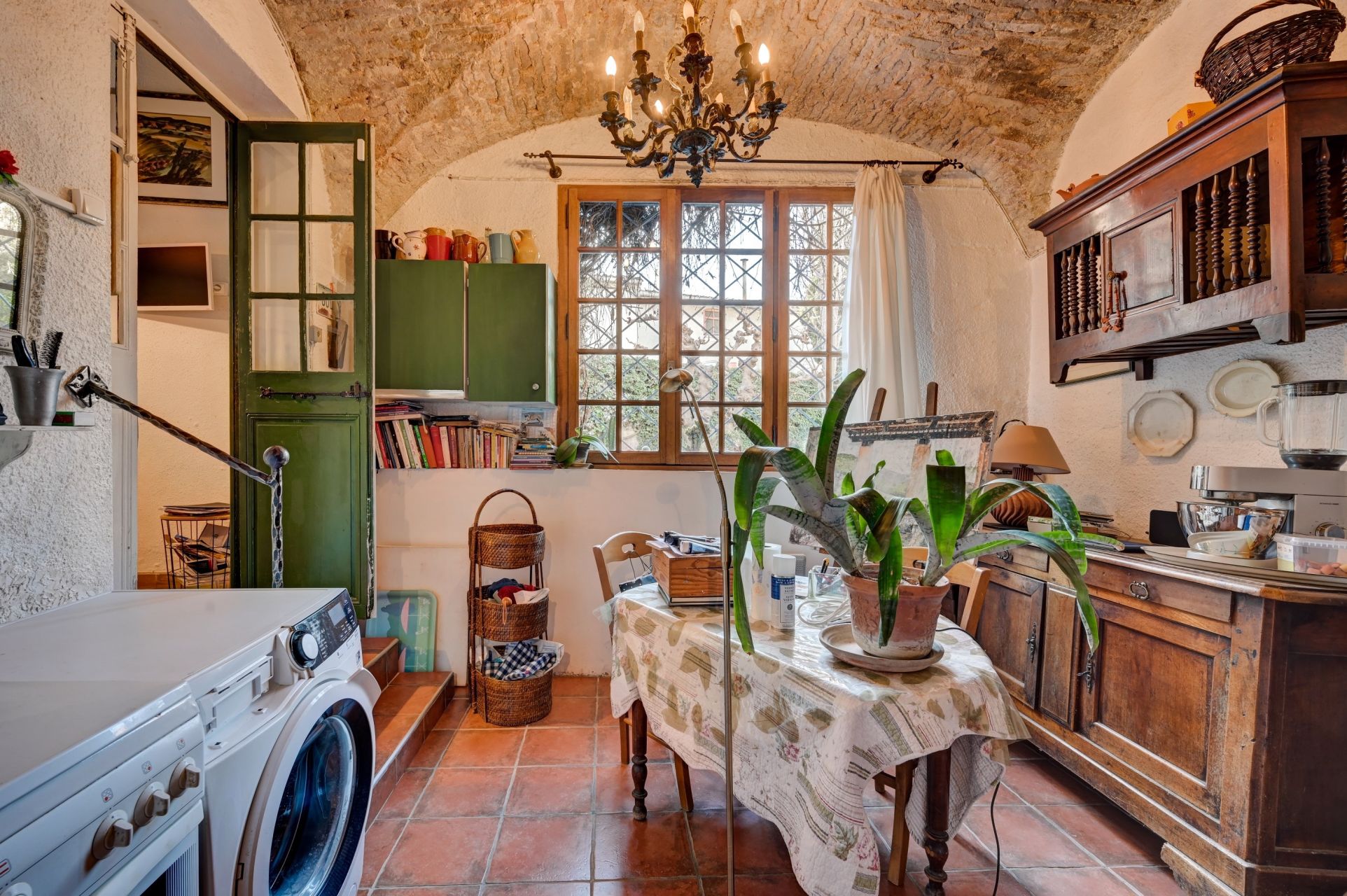 hôtel particulier 10 Pièces en vente sur ARLES (13200)