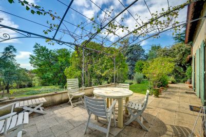 Vente Maison de luxe Saint-Martin-de-Crau 12 Pièces 330 m²