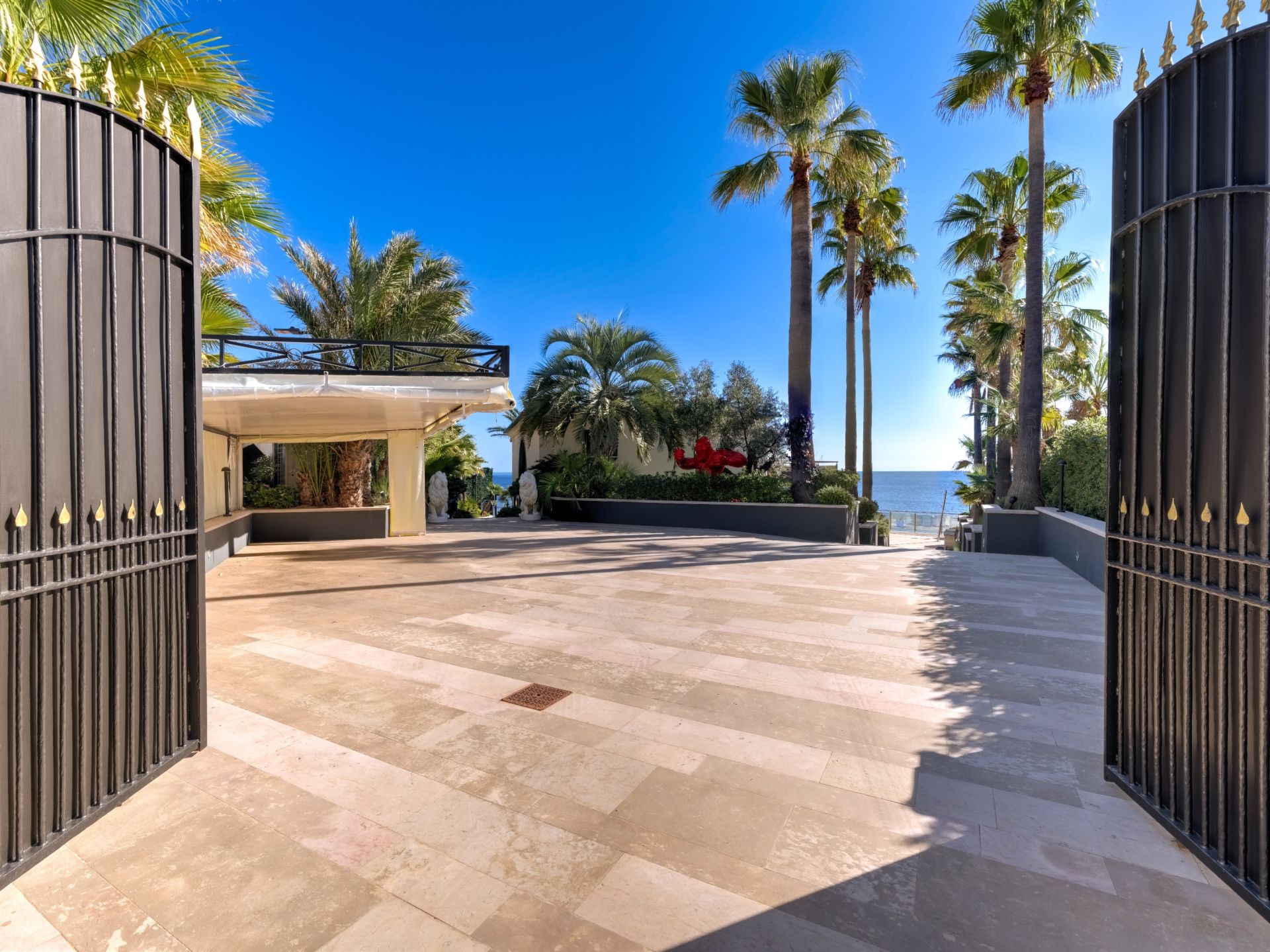 villa de luxe 4 Pièces en vente sur ST RAPHAEL (83700)