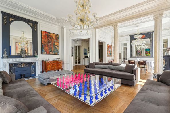 Sale Luxury apartment Paris 11 5 Rooms 229.93 m²