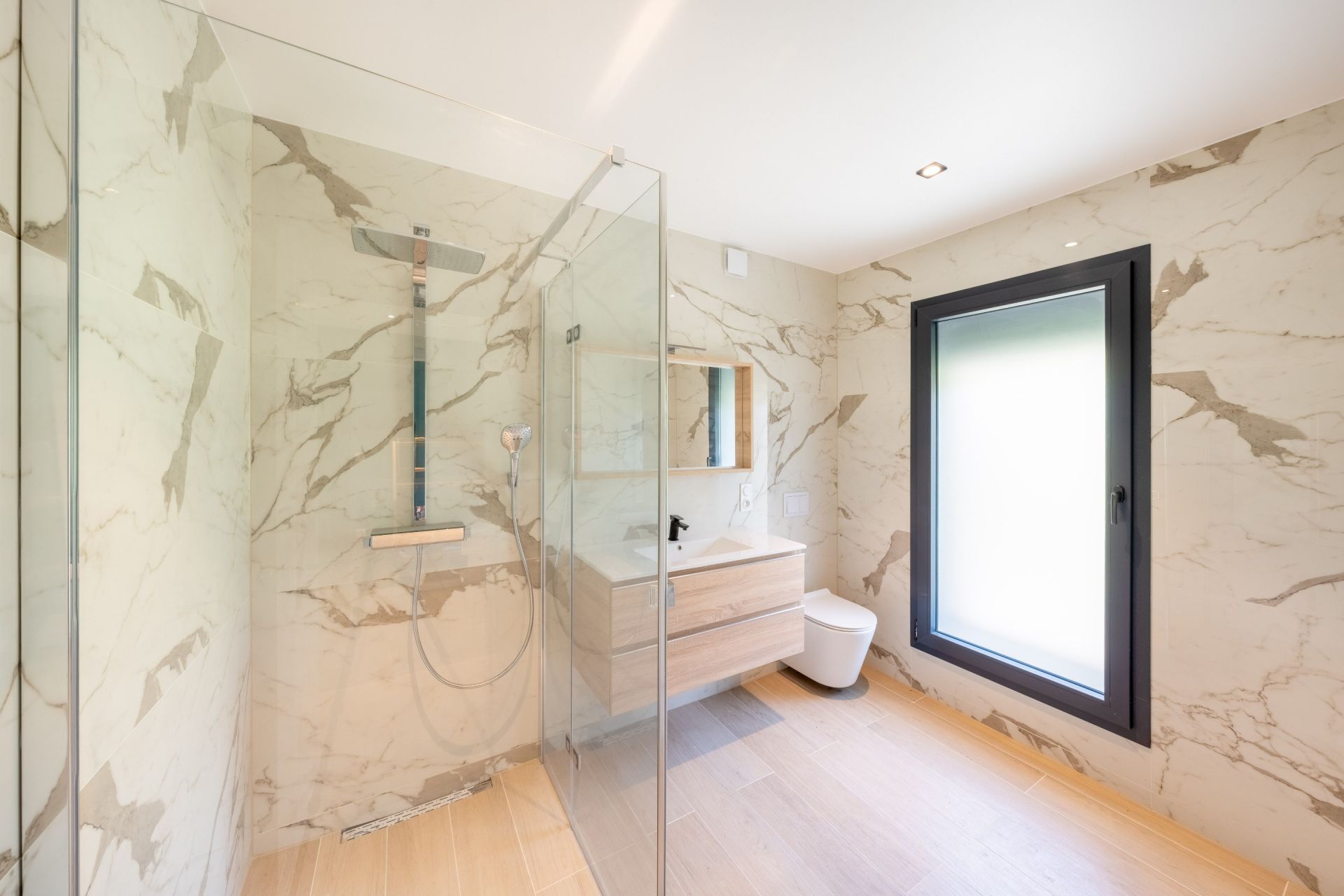 maison de luxe 7 Pièces en vente sur NEUVECELLE (74500)