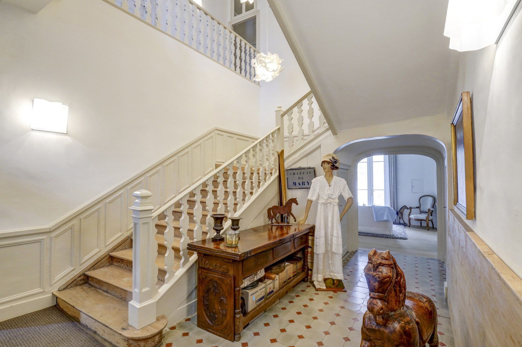 luxury house 12 Rooms for sale on PUYLAURENS (81700)