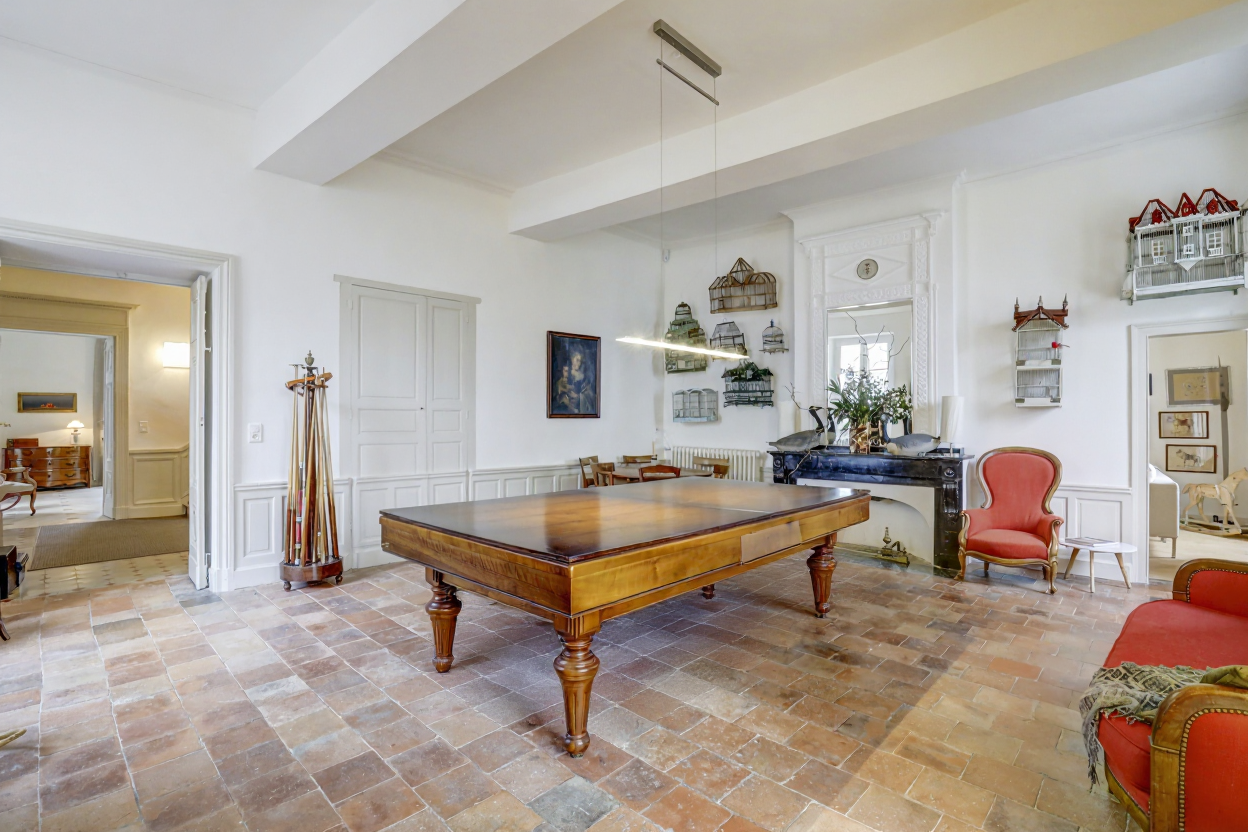 luxury house 12 Rooms for sale on PUYLAURENS (81700)