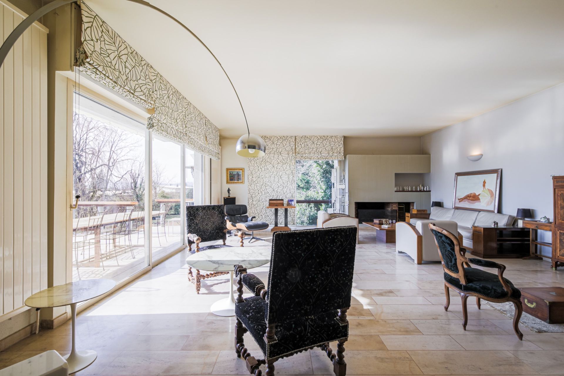 luxury house 10 Rooms for sale on GRENOBLE (38000)