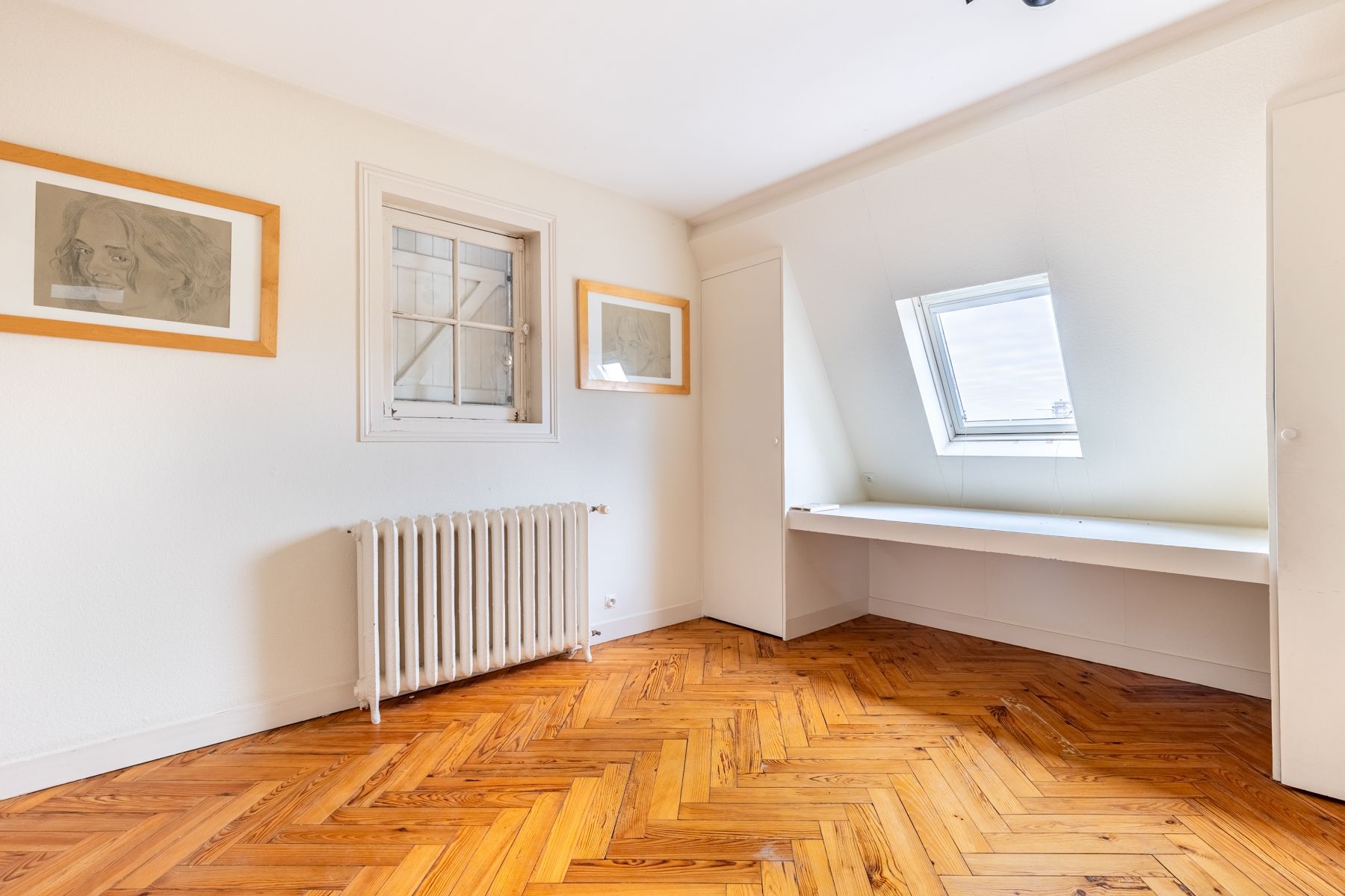 luxury house 10 Rooms for sale on BORDEAUX (33000)