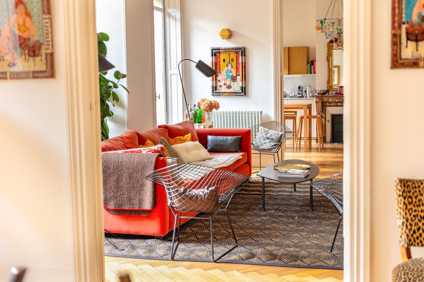 luxury apartment 5 Rooms for sale on BORDEAUX (33000)