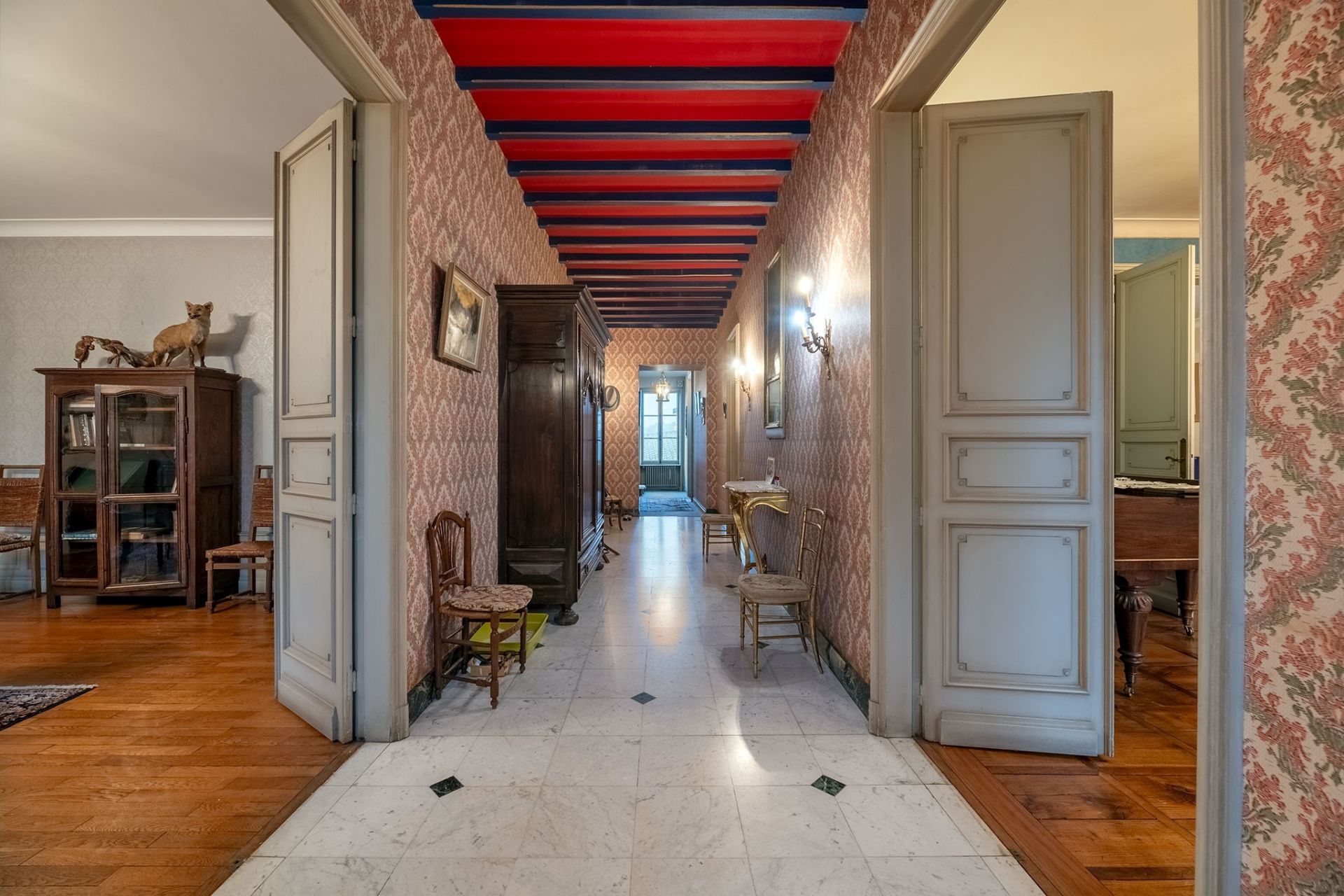 luxury house 10 Rooms for sale on NONTRON (24300)