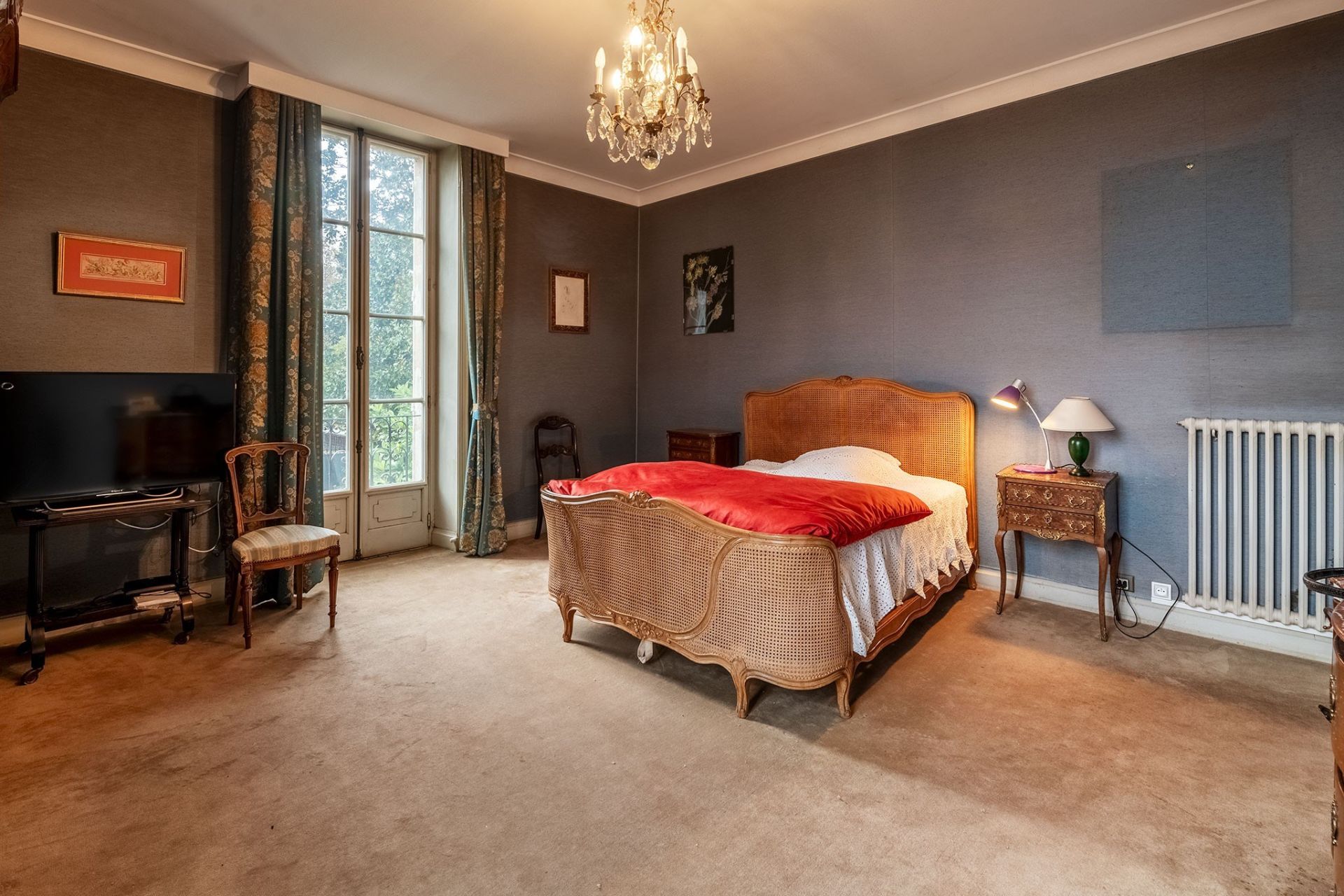 luxury house 10 Rooms for sale on NONTRON (24300)