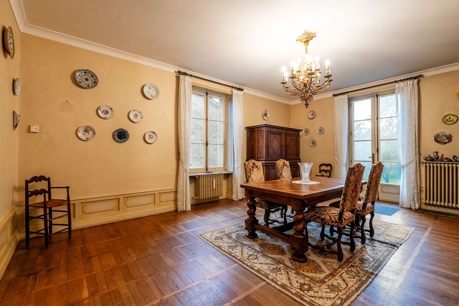 luxury house 10 Rooms for sale on NONTRON (24300)