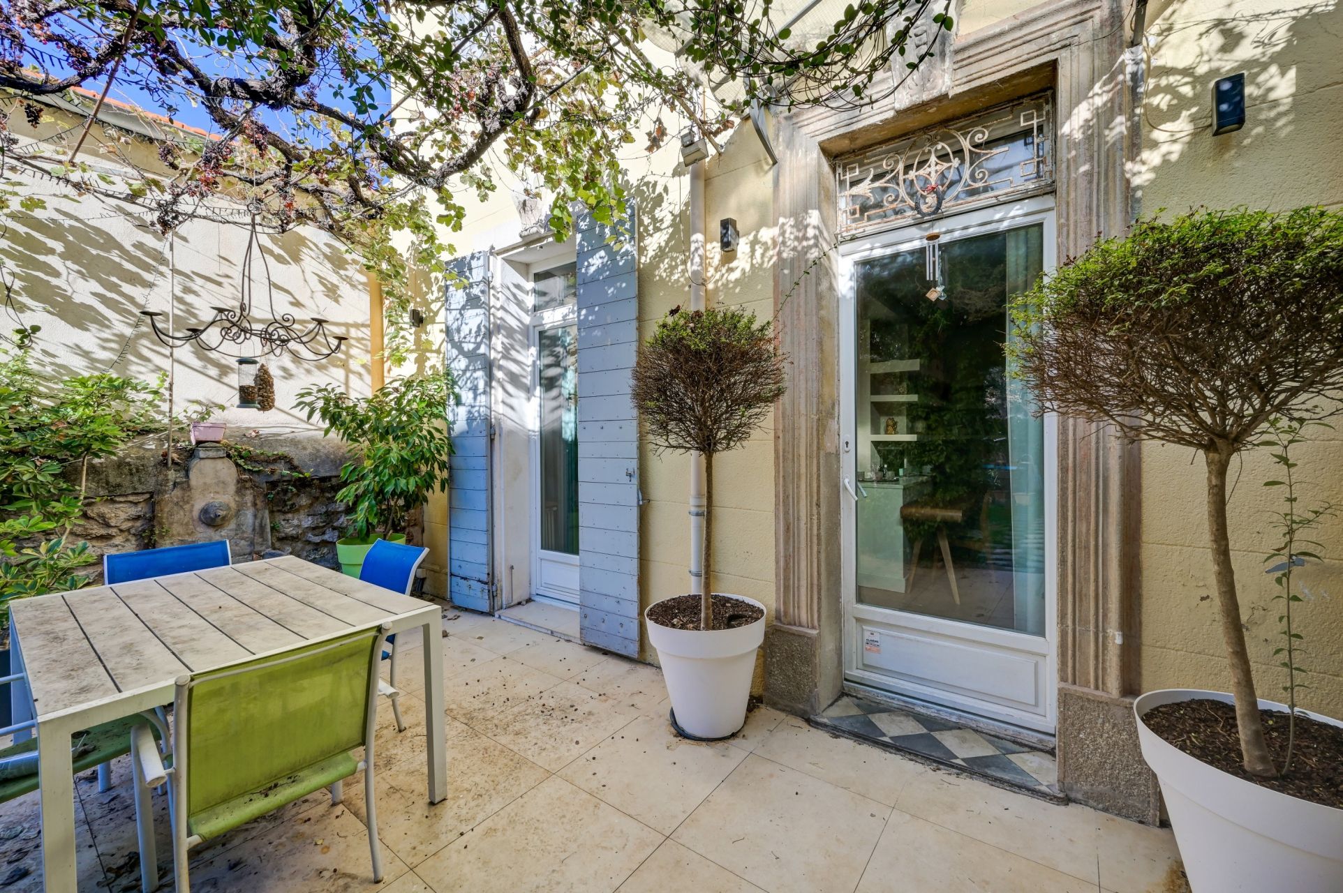 luxury house 10 Rooms for sale on AIX EN PROVENCE (13100)