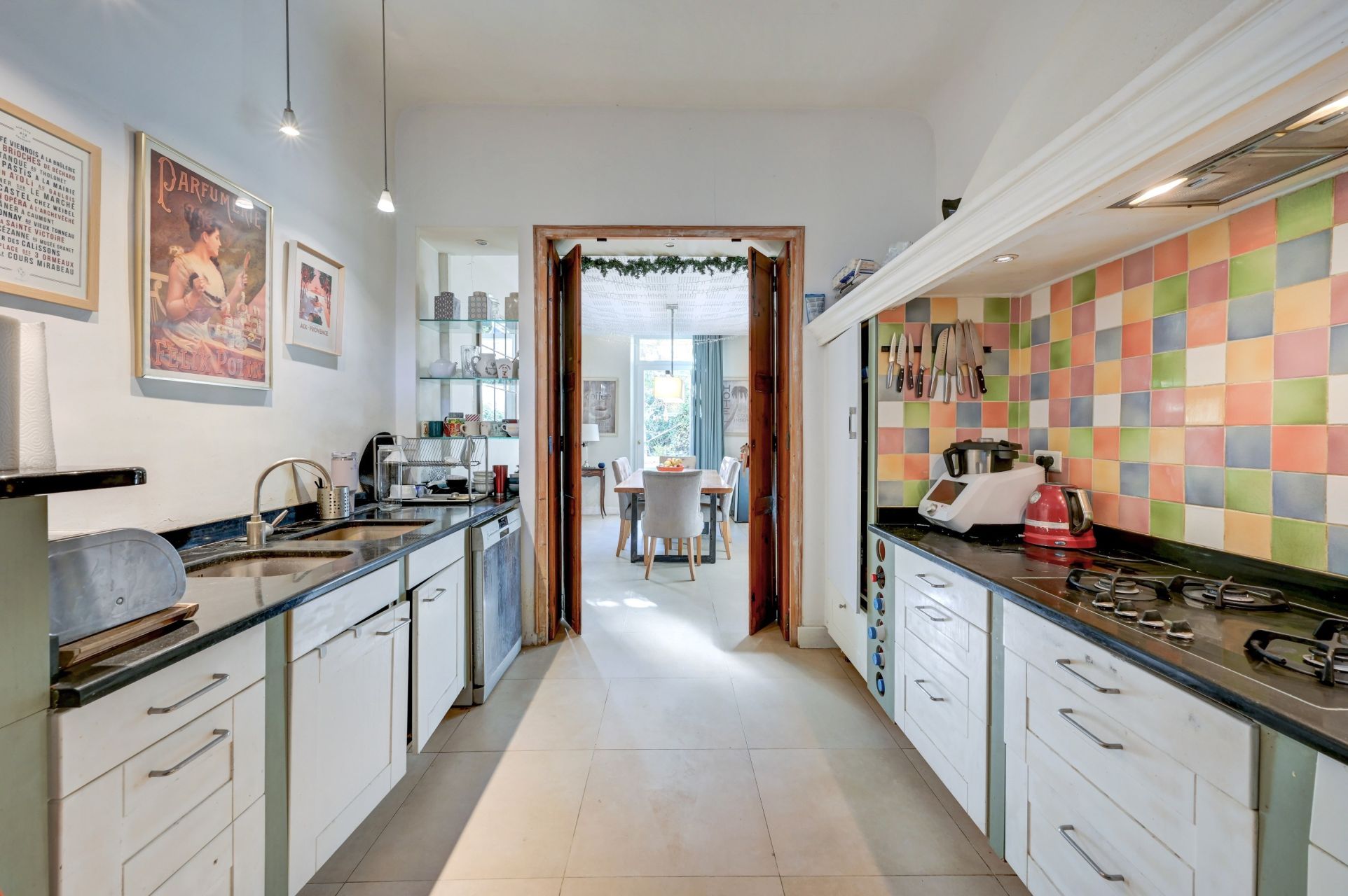 luxury house 10 Rooms for sale on AIX EN PROVENCE (13100)