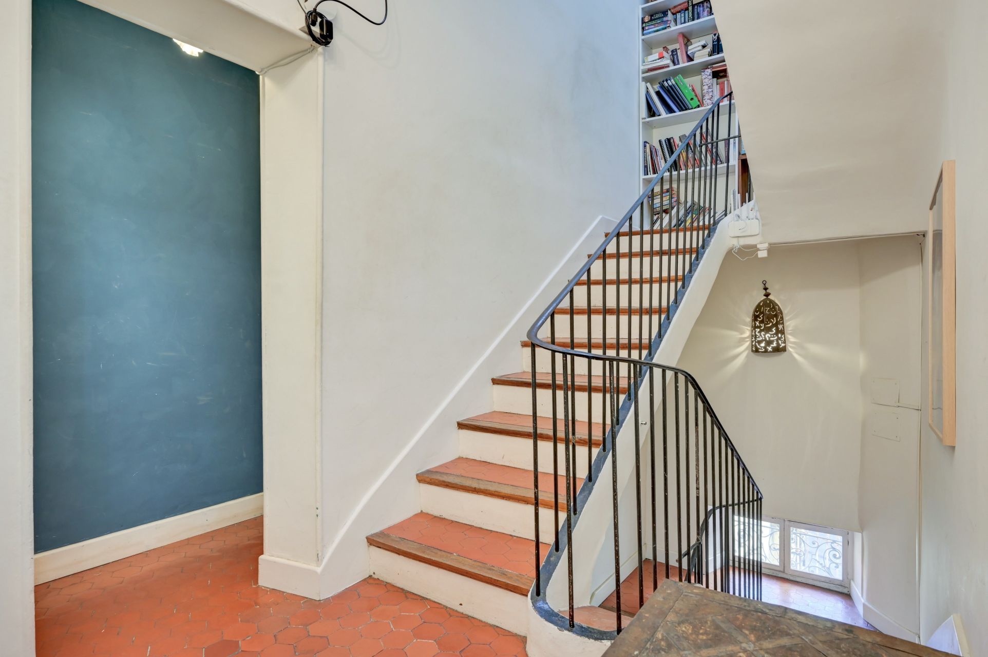 luxury house 10 Rooms for sale on AIX EN PROVENCE (13100)