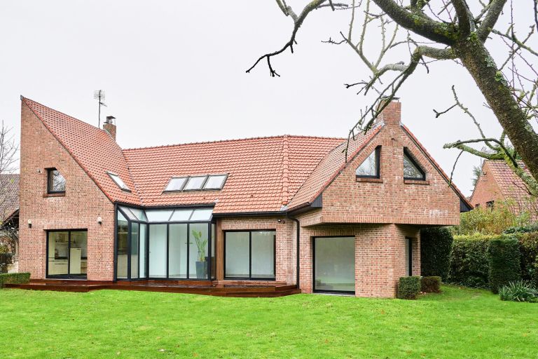 luxury house 12 Rooms for sale on SAINGHIN EN MELANTOIS (59262)