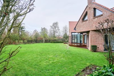 Sale Luxury house Sainghin-en-Mélantois 12&nbsp;Rooms 225&nbsp;m²