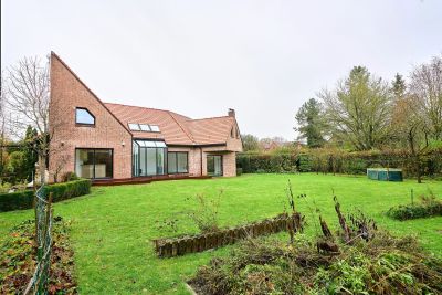 Sale Luxury house Sainghin-en-Mélantois 12&nbsp;Rooms 225&nbsp;m²