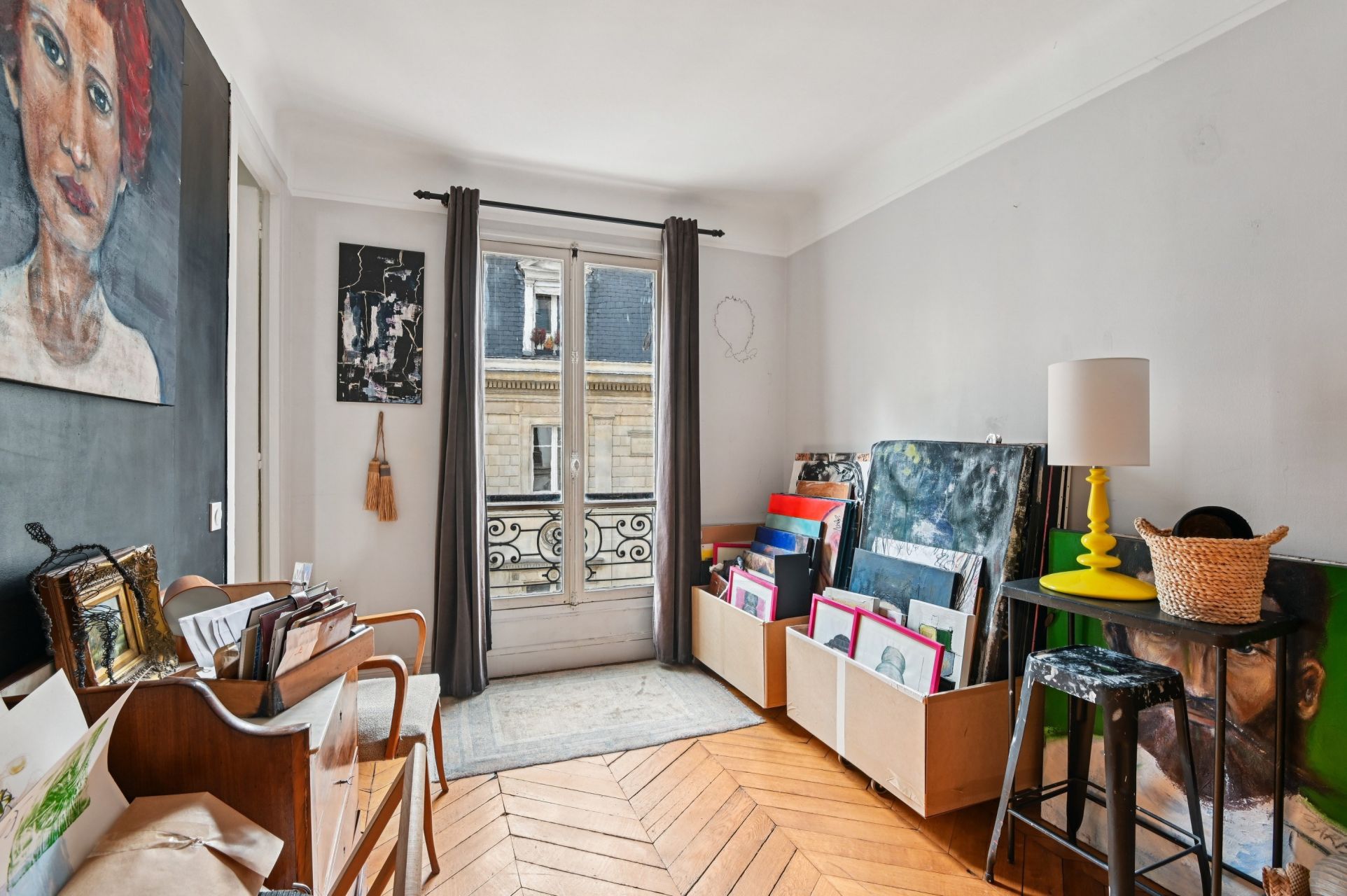 luxury apartment 6 Rooms for sale on PARIS (75008)