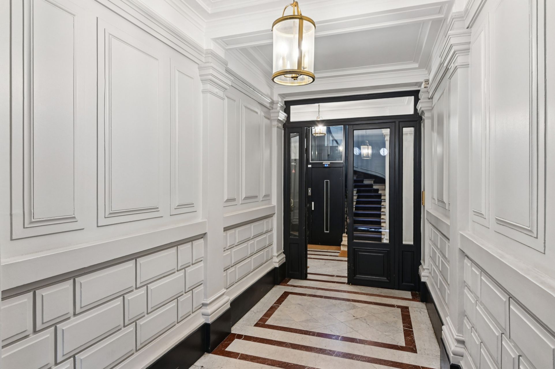luxury apartment 6 Rooms for sale on PARIS (75008)