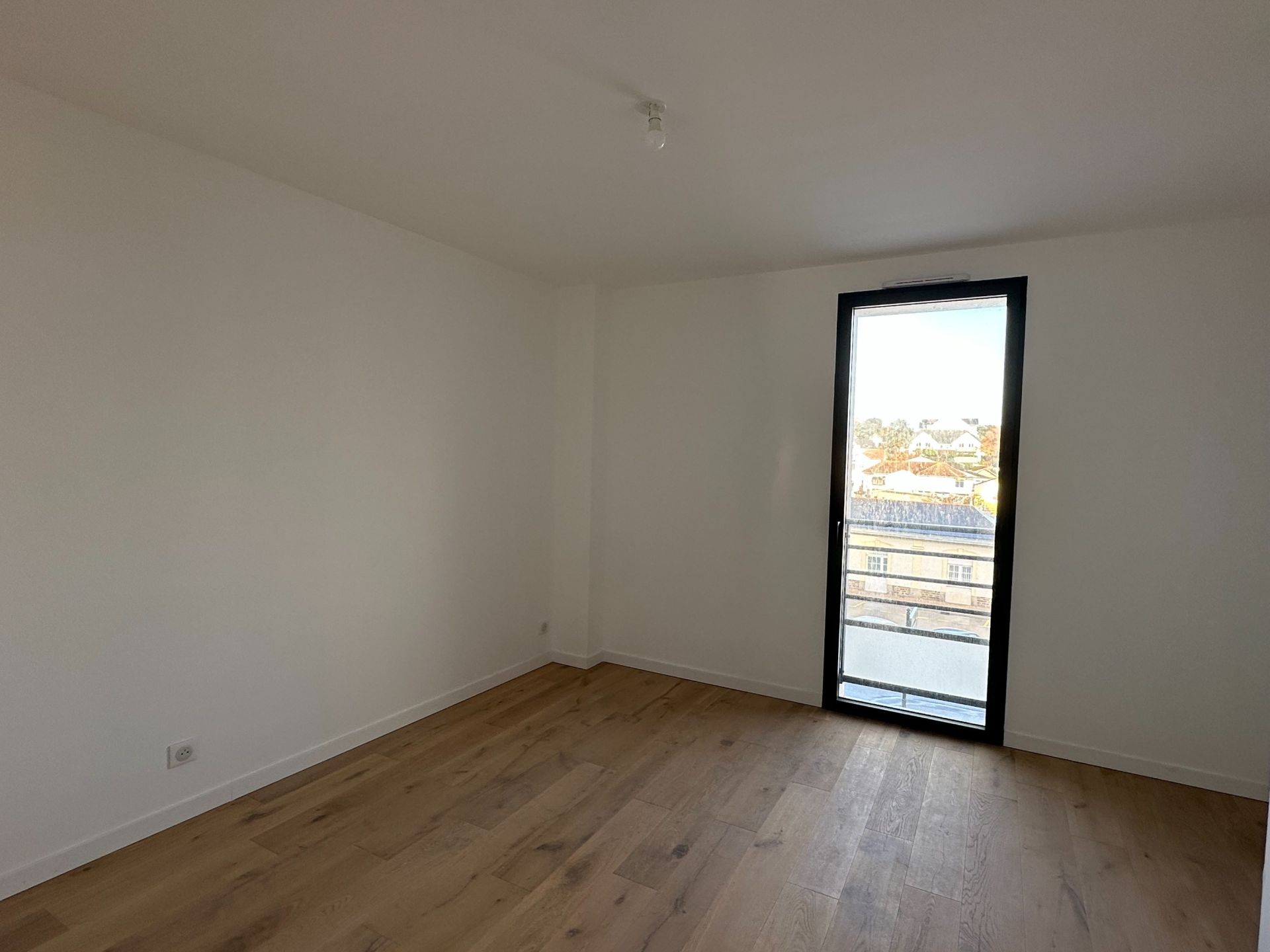 luxury apartment 3 Rooms for sale on PORNIC (44210)