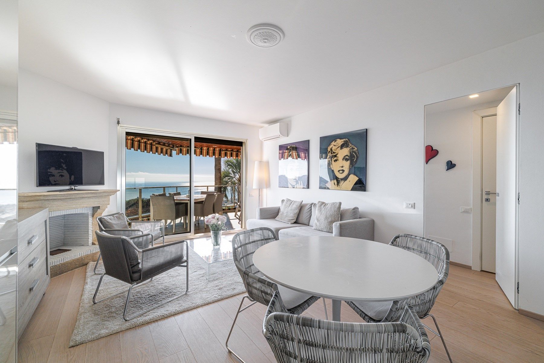 luxury apartment 2 Rooms for sale on NICE (06000)