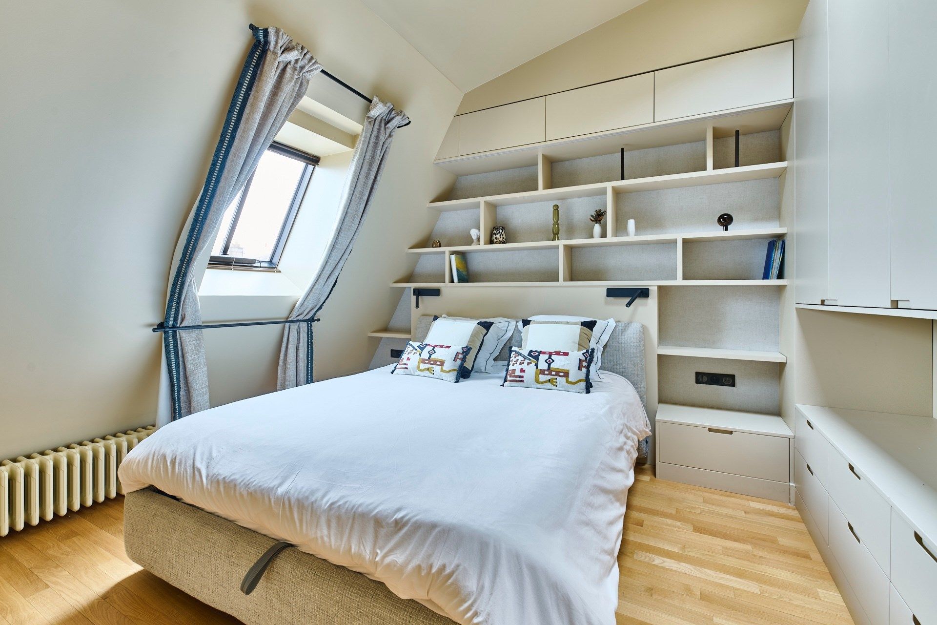 luxury apartment 2 Rooms for sale on PARIS (75008)