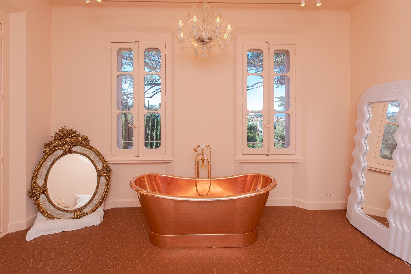 maison provençale de luxe 6 Pièces en vente sur ST TROPEZ (83990)