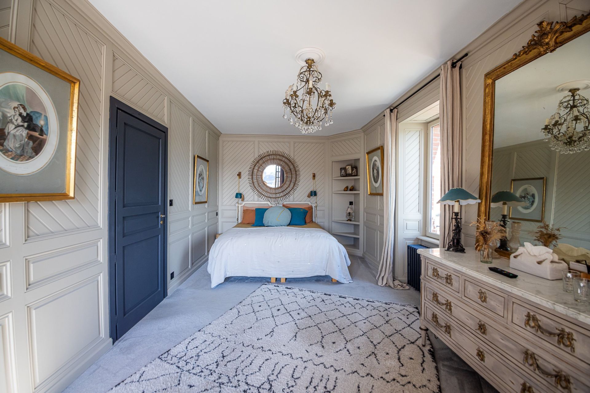 luxury house 9 Rooms for sale on PLOUBAZLANEC (22620)