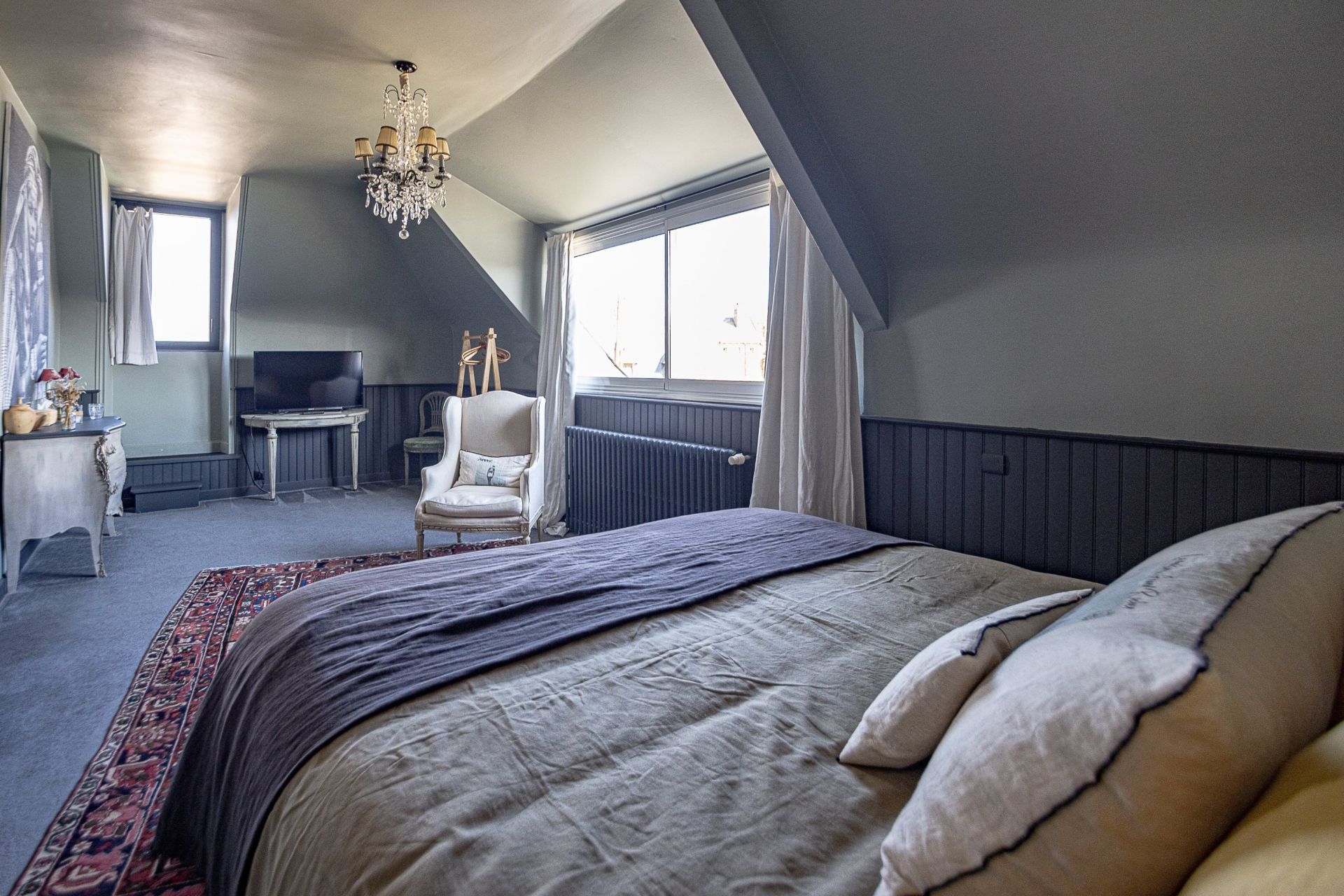 luxury house 9 Rooms for sale on PLOUBAZLANEC (22620)