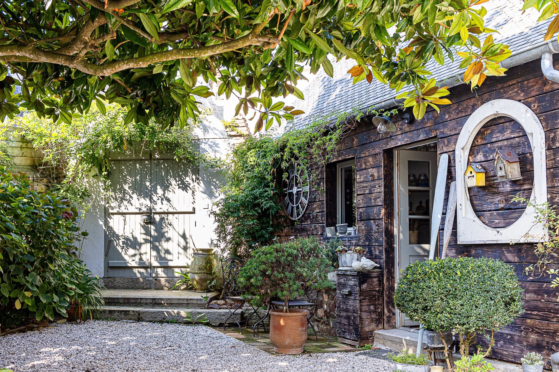 luxury house 9 Rooms for sale on PLOUBAZLANEC (22620)